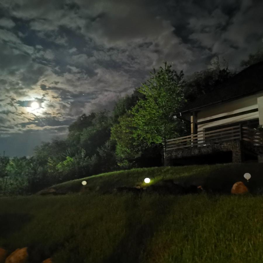 Provence Suceava Hotel Exterior foto